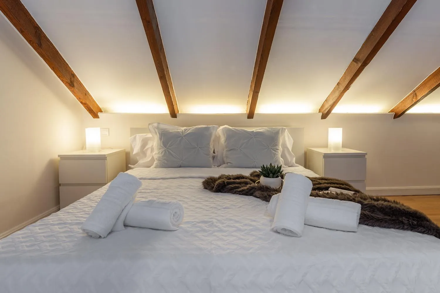 Tuguest Loft Nuevo Porvenir Apartment Seville